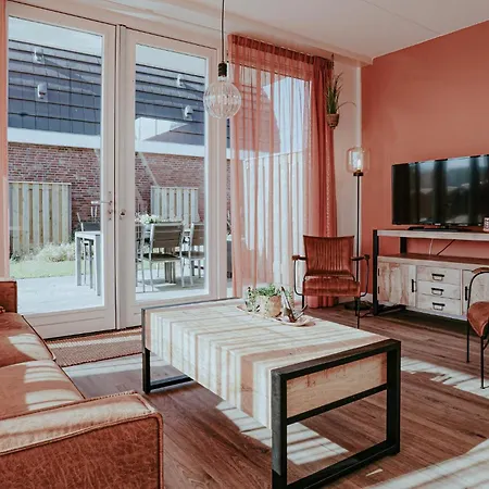 3 Bedroom Front In *